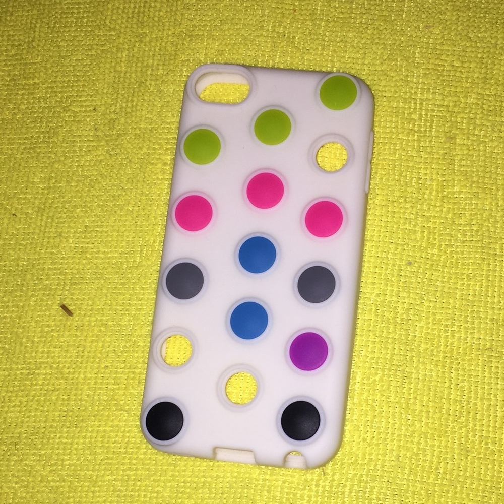 IPod touch 5 case dots used cute